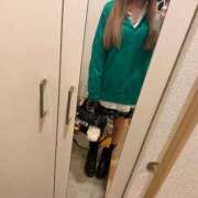 ヒメ日記 2026/02/06 07:45 投稿 野田いおり★すらりと細い美脚♪ PLAY