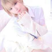 ひびき 初出勤です💭 E+アイドルスクール新宿・歌舞伎町店