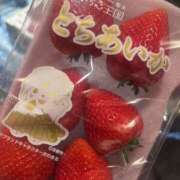 えみ 嬉しい🍓 横浜人妻セレブリティ（ユメオト）