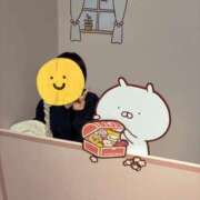 ゆい 明日出勤します🎶 池袋しろパラ