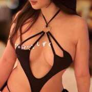 しずく 🩷明日🩷 新宿スピン