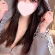 こひな姫 指先へのキスから始めて…♡ I know すい～つ 生クリームpie