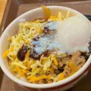 吉川 昨日は完売ありがとうございます 昼顔妻 五反田店