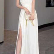 星　愛羅 まだまだ寒い日が続きますが  体調など崩さないようご主人様方にはお体をご自愛くだ イラマチーオ池袋店