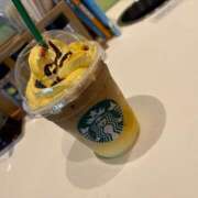 みみ 話題のピカチュウハニーラテ☕ バイオレンス