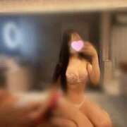 れおな 待ってます😉❤️ The White