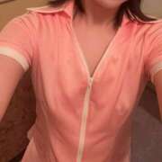 嬉野 ひなの こんにちは！ ハレ系 ひよこ治療院(中州)