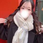 いろは います⭐️💞 桃色クリスタル