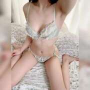 まなか 【残1枠🫶】はじめまして、まなかですᐢ.ˬ.ᐢ 新宿クリスタル