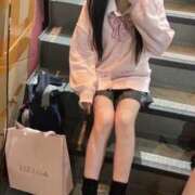 みり 明日22日出勤！！ クンニ専門店 おクンニ学園 池袋校