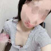 ヒメ日記 2026/04/23 13:28 投稿 菊田ひかる 全裸美女からのカゲキな誘惑