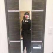 みつり . 上野添い寝女子