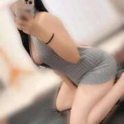 めい すべすべ🤍 白い巨乳