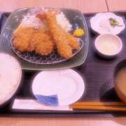 一花 今日のお昼ごはん 人妻の出会い