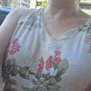 スアレス 呼んで呼んで❣️ 鶯谷デッドボール