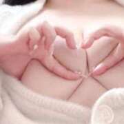 ヒメ日記 2026/03/31 17:19 投稿 ななせ 白い巨乳