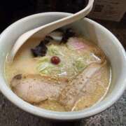秦野すず 大好きな🍜 五反田マーマレード(ユメオト)
