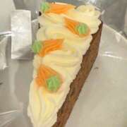 わた わた🐈‍⬛にんじんケーキ🥕 ハピネス東京