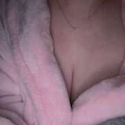 るみ 19:30🐶 PINK ROOM（ピンクルーム）