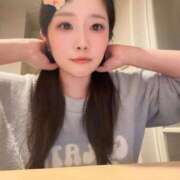 あゆか 🤍お着替え、覗いちゃう？🤍 E+アイドルスクール新宿・歌舞伎町店