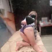 あず(夢がつまったIカップ) もも尻🍑 学園天国