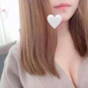 水瀬 りな 💐雨ですね〜💐 大奥 難波店