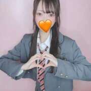 あげは 朝から何見てるの🤫 E+アイドルスクール新宿・歌舞伎町店