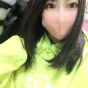 あゆき【F乳いちゃいちゃ美女】 出勤 One More 奥様 新宿店