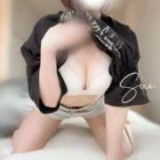 スイ 雨の日こそ…🤍イベント日だよ☔️ Aroma De Pari（アロマ・デ・パリ）