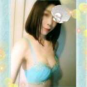 なお 本日13時から出勤します(*^^*) 完熟ばなな 立川