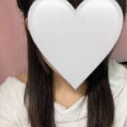 こはる 18:30までいます❕🤍 新宿ハンドメイド