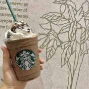 木下 優里 スタバ☕️ 人妻セレブ宮殿