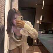 みいな 笑顔に心癒される! 胃もたれ🥩 ウエスト・コム