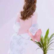 エマ 出勤したよ💜 Salon du Mｰえっちなお姉さんのM性感デリバリーｰ神戸店