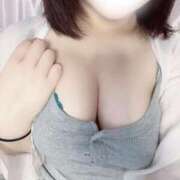 ひびき はじめまして　ひびきです つまみぐいイケちゃいますよ！