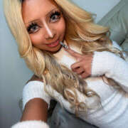 まひな 16日いるよん💙 ピーチパイ