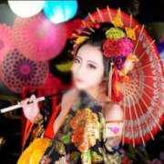 まり 小雨の日は 夕月