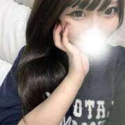 つき 連日完売ありがとう🥲🤍 E+アイドルスクール