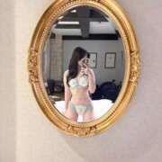 月野ひなみ お久しぶりですっ☀️ 皇帝別館（こうていべっかん）