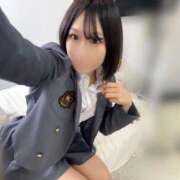 こはる せいふくもにあう？😳💓 E+アイドルスクール