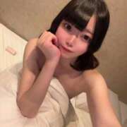 なる なにしてるのー♡ E+アイドルスクール新宿・歌舞伎町店