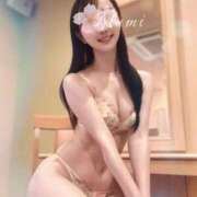 真美【まみ】 褒められると嬉しいね🩷 Venti大阪