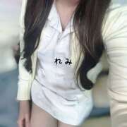 れみ パステル派？ビビッド派？ ラブ＆ナース