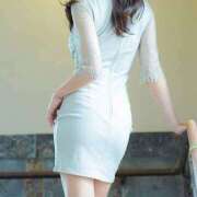 望月 那央 日曜日 CASA BIANCA（カーサ・ビアンカ）