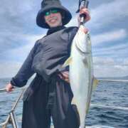 らん 竿を握りしめた日🎣 2980円（にゃんきゅっぱ）