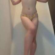 ヒメ日記 2026/04/05 08:18 投稿 初音 れん Mの世界