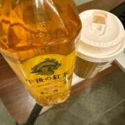 すずらん未経験 今日は☂️ですね マダム可憐