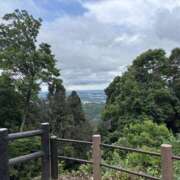 むぎ 避暑地行きたくなるね🌳🌊 れもんガールズ