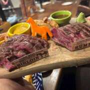 ちひろ 初ウマ食べました！！🙌 an_an（アンアン）