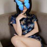 あいら 🇨🇳China dress🇨🇳 プラチナ